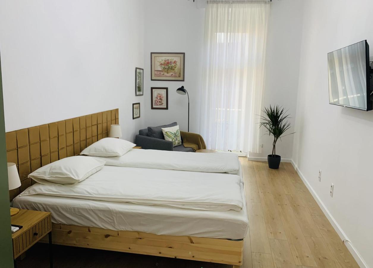 Margaret Boulevard Apartment - With Balcony Budapest Exterior photo